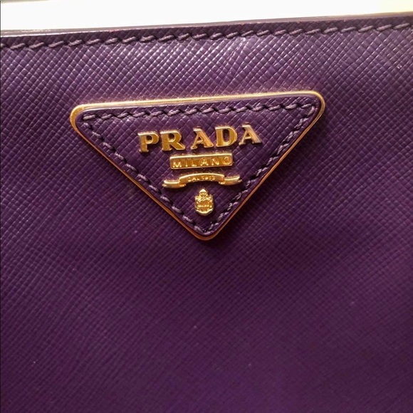 Prada Saffiano Purse - Picture 6 of 11
